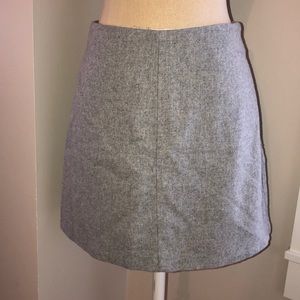 Aritzia grey skirt